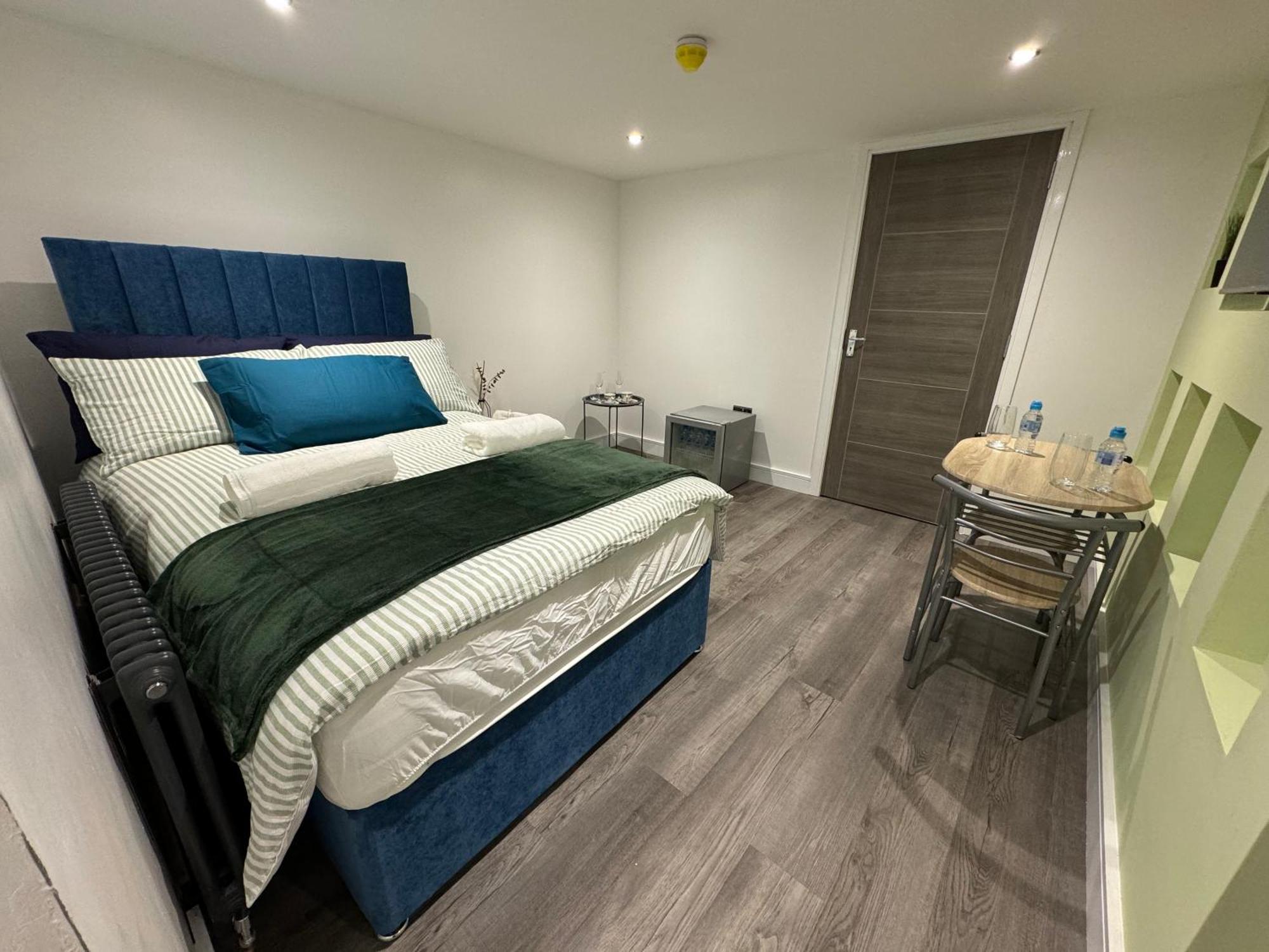 Southgate Luxury Apartments Elland Kültér fotó