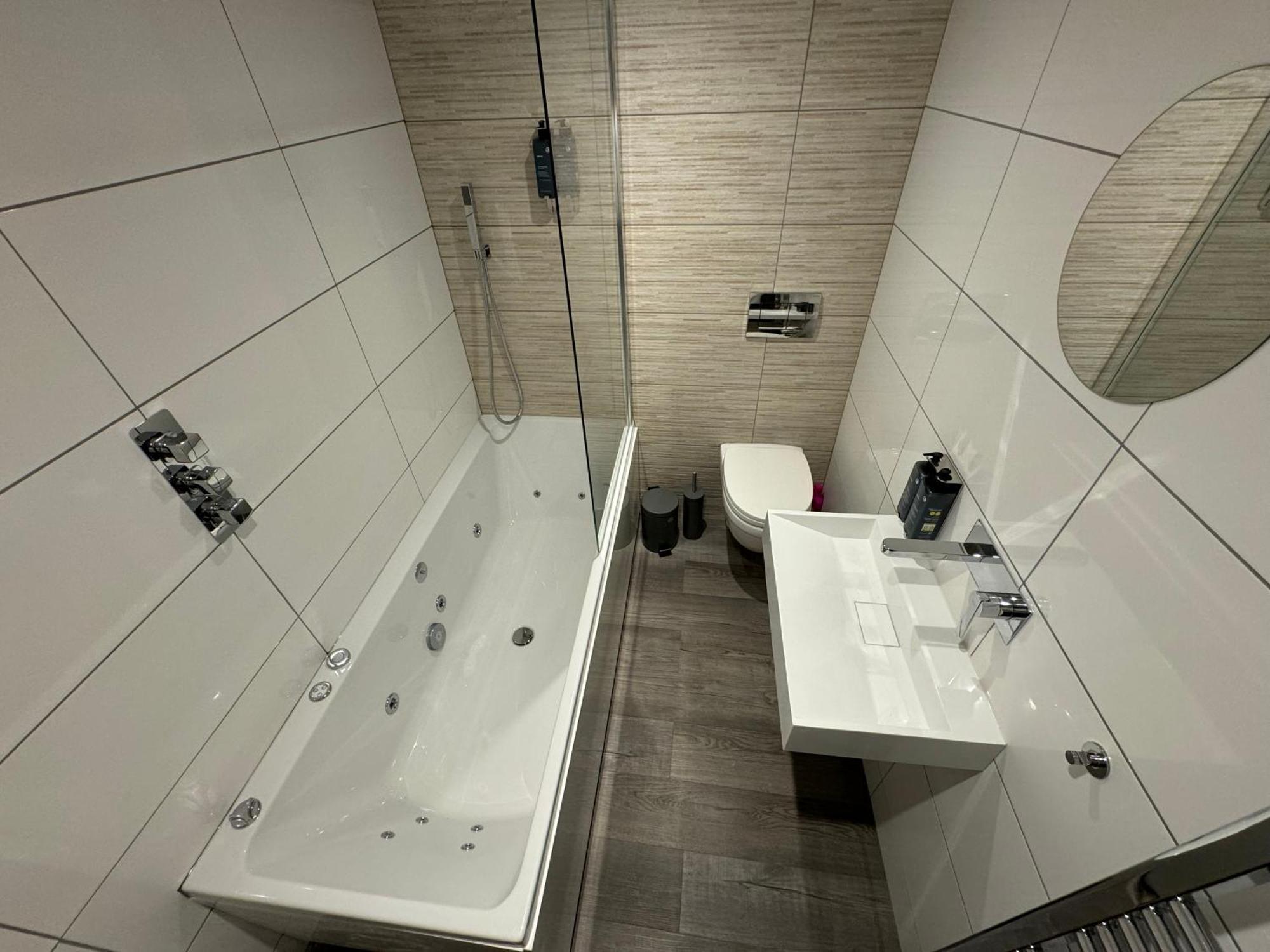 Southgate Luxury Apartments Elland Kültér fotó