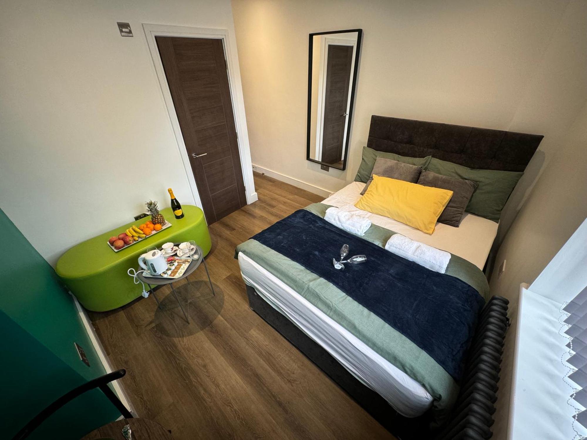 Southgate Luxury Apartments Elland Kültér fotó